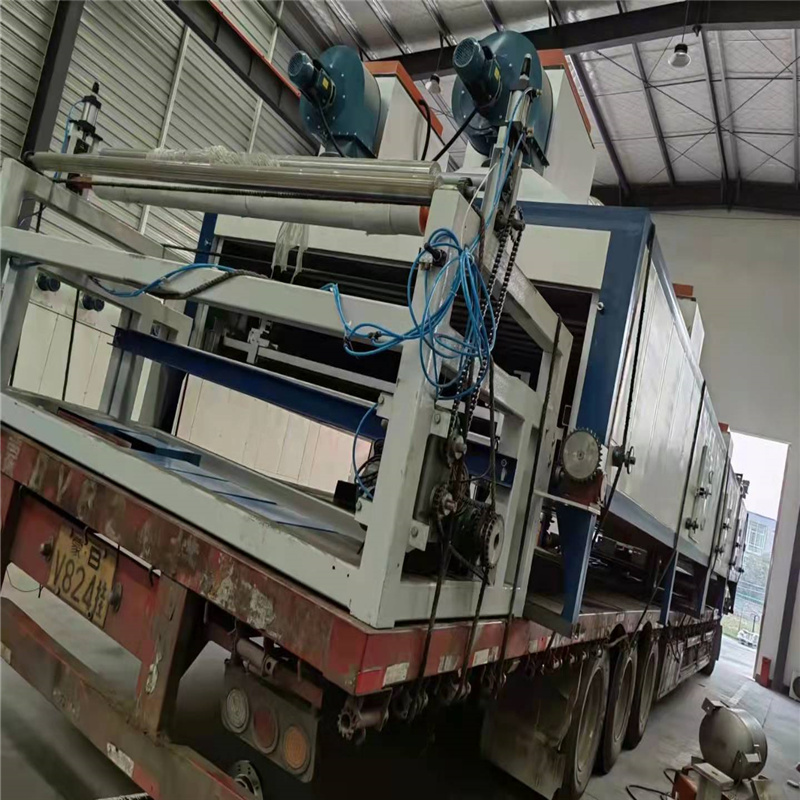 新鮮出爐的擴幅定型機發貨啦